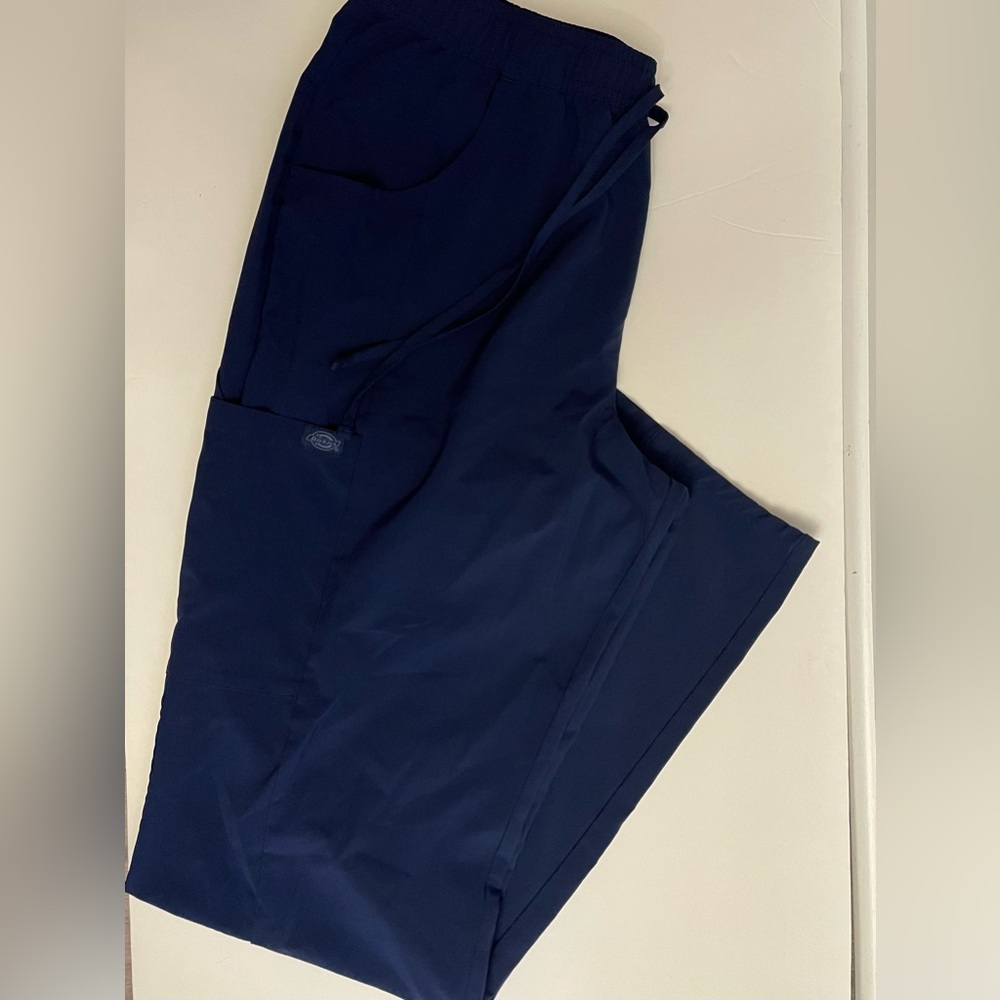 Scrub pants